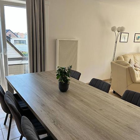 Ruim Zonnig Appartement Op 50M Van Strand Oostende Ngoại thất bức ảnh