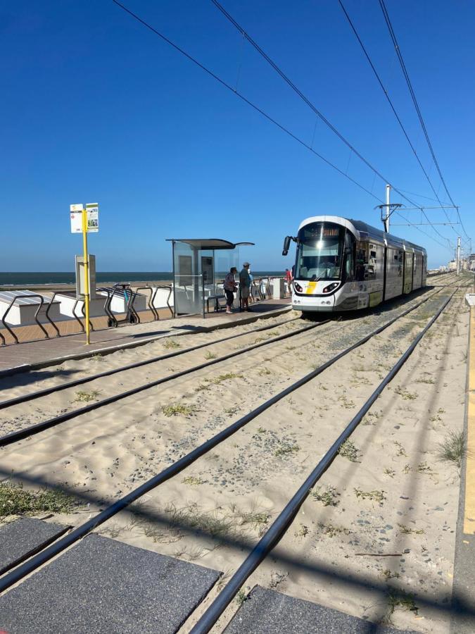Ruim Zonnig Appartement Op 50M Van Strand Oostende Ngoại thất bức ảnh