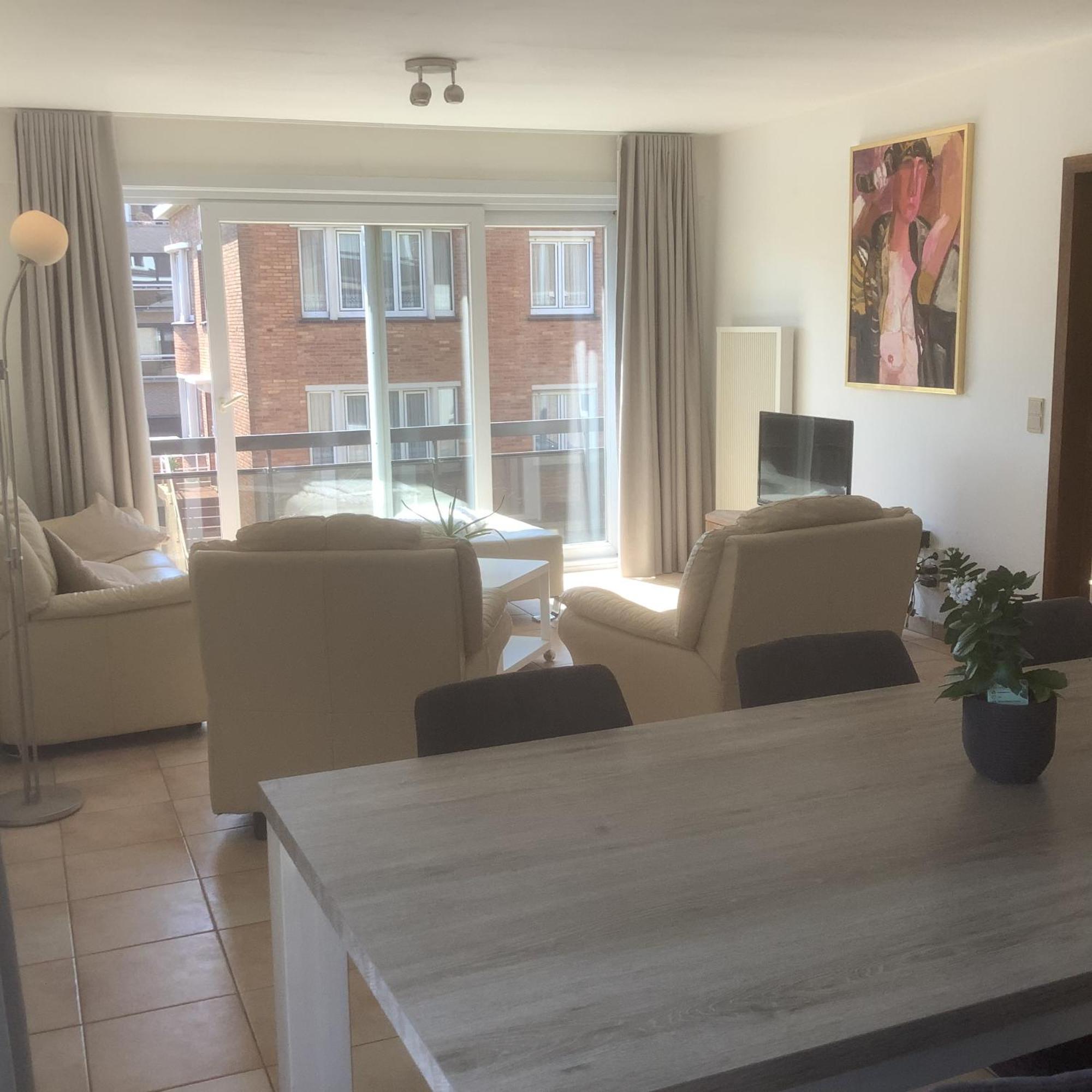 Ruim Zonnig Appartement Op 50M Van Strand Oostende Ngoại thất bức ảnh
